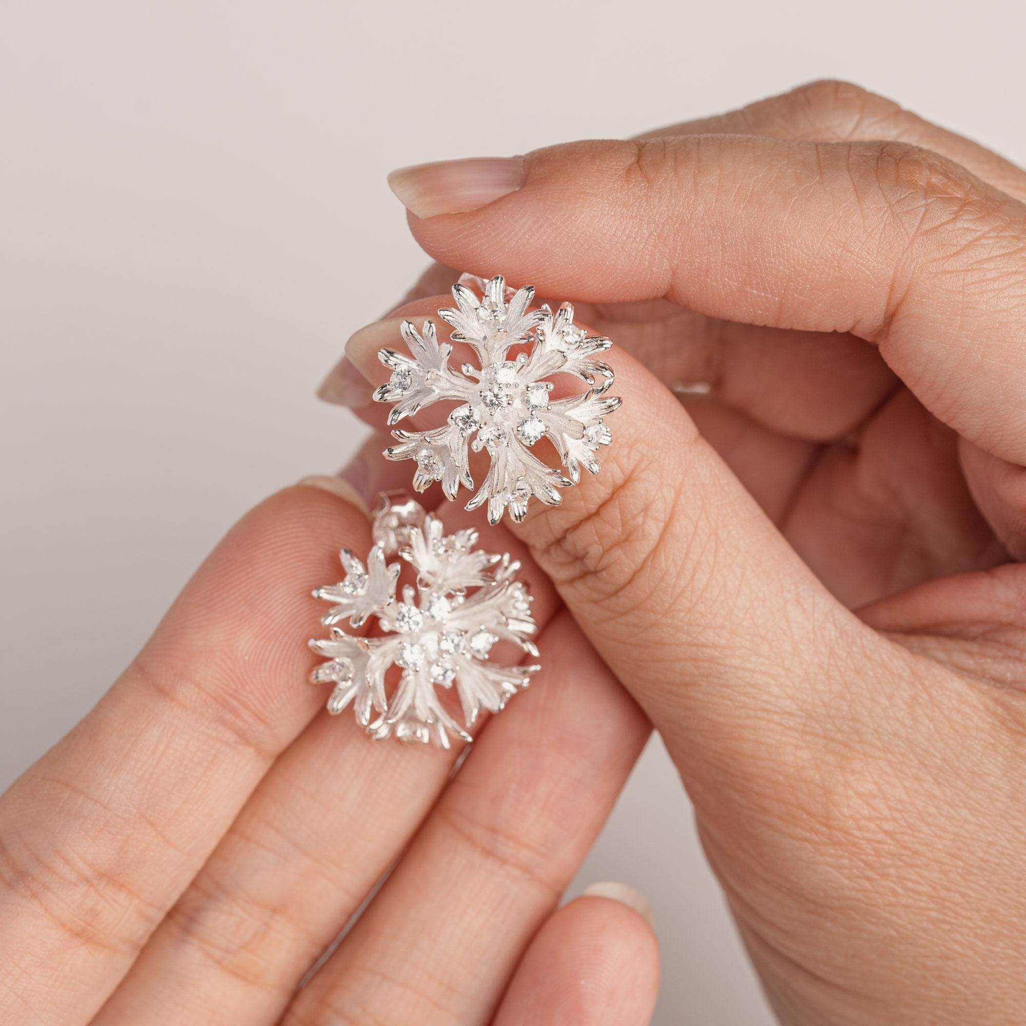 Tiny Daisy Stud Earrings