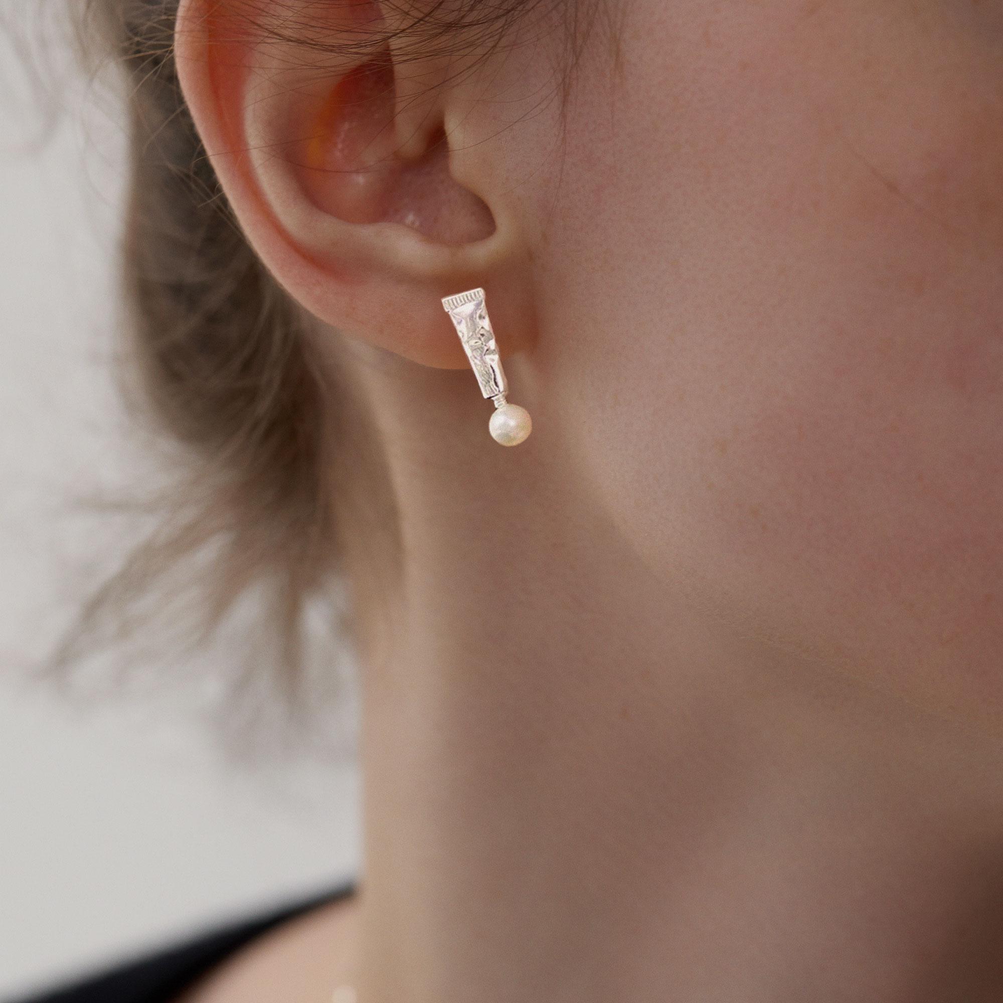 Asymmetric Chain Stud Earrings