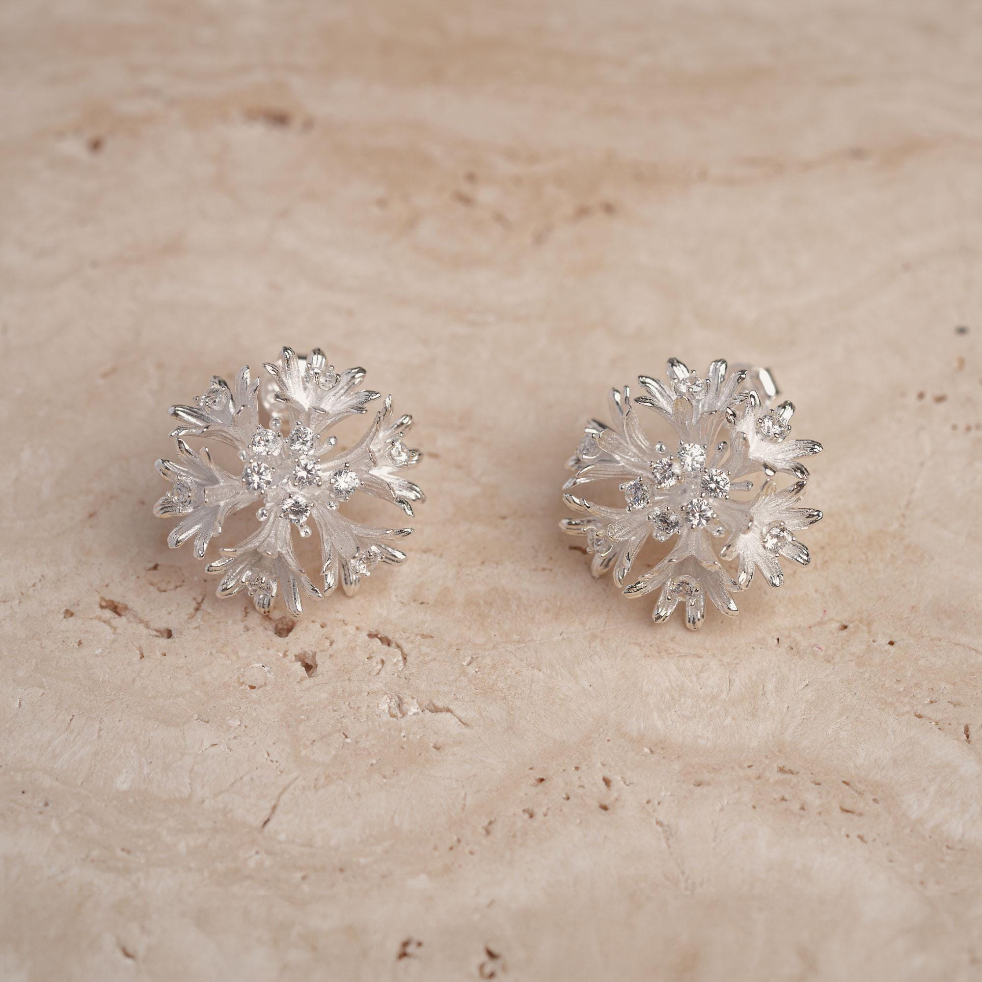 Tiny Daisy Stud Earrings